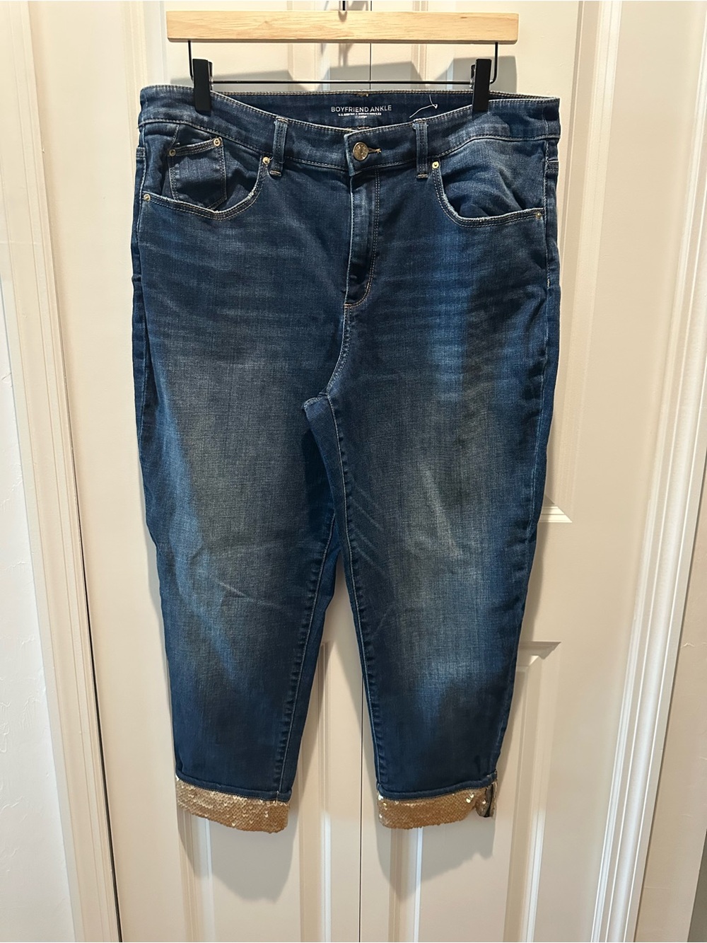 CHICOS Boyfriend Ankle Women's Jeans with Gold Sequin Cuff Size 2.5 US 14